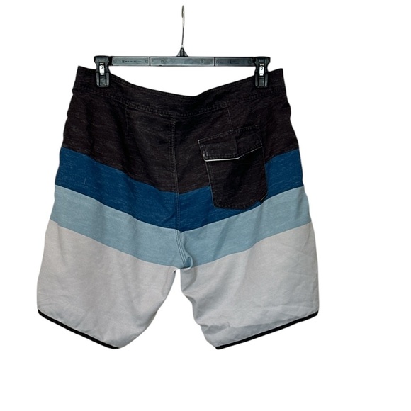 MEN’S O’Neill 19” Lennox Color Block BoardShorts, size 36. - Picture 4 of 7